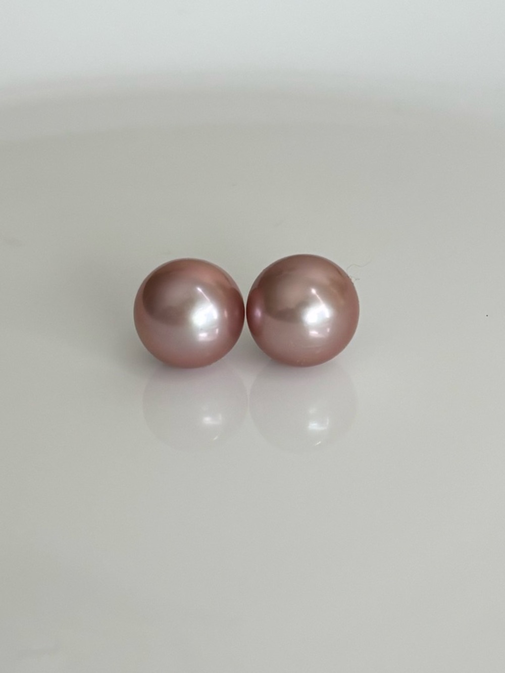 12mm Freshwater Pearl Studs - Picture 5 of 8